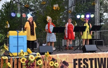 Festiwal Miodu i Kultury Ludowej w Jelnej - 01.08.2021 r  17
