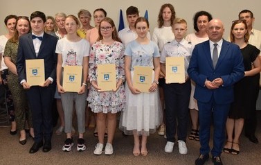 Nagrody dla najzdolniejszych uczni&oacute;w - 23.06.2021 r.  1