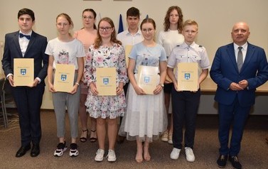 Nagrody dla najzdolniejszych uczni&oacute;w - 23.06.2021 r.  2