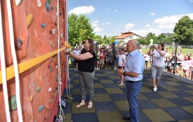 Otwarcie ścianki wspinaczkowej w Sarzynie - 21.06.2021 r.  6