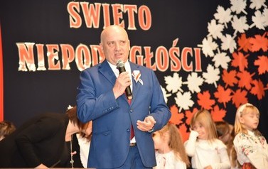 Podpisanie aktu erekcyjnego pod budowę przedszkola w Woli Zarczyckiej - 10.11.2021 r.  16