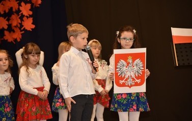 Podpisanie aktu erekcyjnego pod budowę przedszkola w Woli Zarczyckiej - 10.11.2021 r.  26