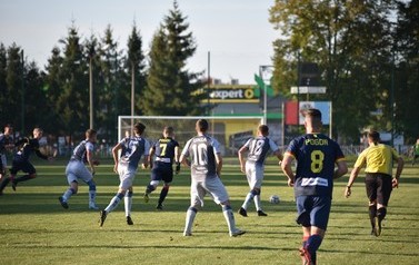 Derby powiatu: Unia Nowa Sarzyna - Pogoń Leżajsk - 09.10.2021 r.  3