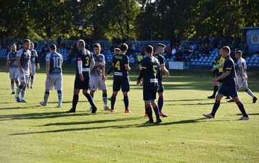 Derby powiatu: Unia Nowa Sarzyna - Pogoń Leżajsk - 09.10.2021 r.  5