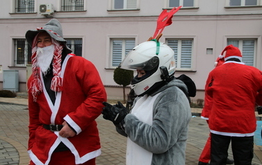 Motomikołajki w Nowej Sarzynie - 11.12.2021 r.   8