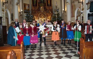 Podsumowanie VI Międzyszkolnego Konkursu Kolęd i Pastorałek w Woli Zarczyckiej - 30.01.2022 r.  11