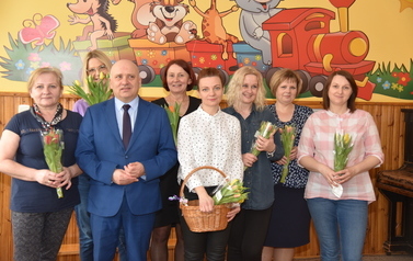 Dzień Kobiet w przedszkolu Jedyneczka - 08.03.2022 r.  1