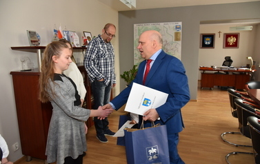 Podsumowanie konkursu na maskotkę miasta i gminy - 29.03.2022 r. 5