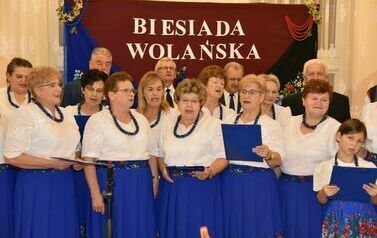 Mieszkańcy Woli Zarczyckiej przypomnieli swoją gwarę pięknymi ludowymi piosenkami