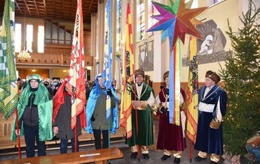 Orszak Trzech Kr&oacute;li w Nowej Sarzynie 5