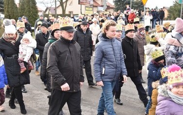 Orszak Trzech Kr&oacute;li w Nowej Sarzynie 12