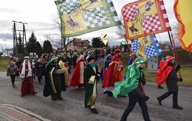 Orszak Trzech Kr&oacute;li w Nowej Sarzynie 14