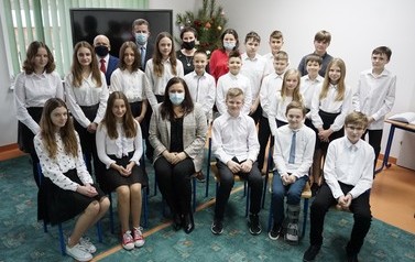 Nagroda w konkursie &bdquo;Projekt: Szkoła!&rdquo; dla SP w Jelnej - 17.12.2021 r. 7