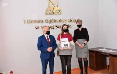 Wręczenie stypendi&oacute;w za wyniki w nauce - 19.02.2021 r.  3