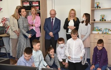Otwarcie Pracowni Robotyki w Zespole Szk&oacute;ł w Nowej Sarzynie - 01.06.2021 r.  5